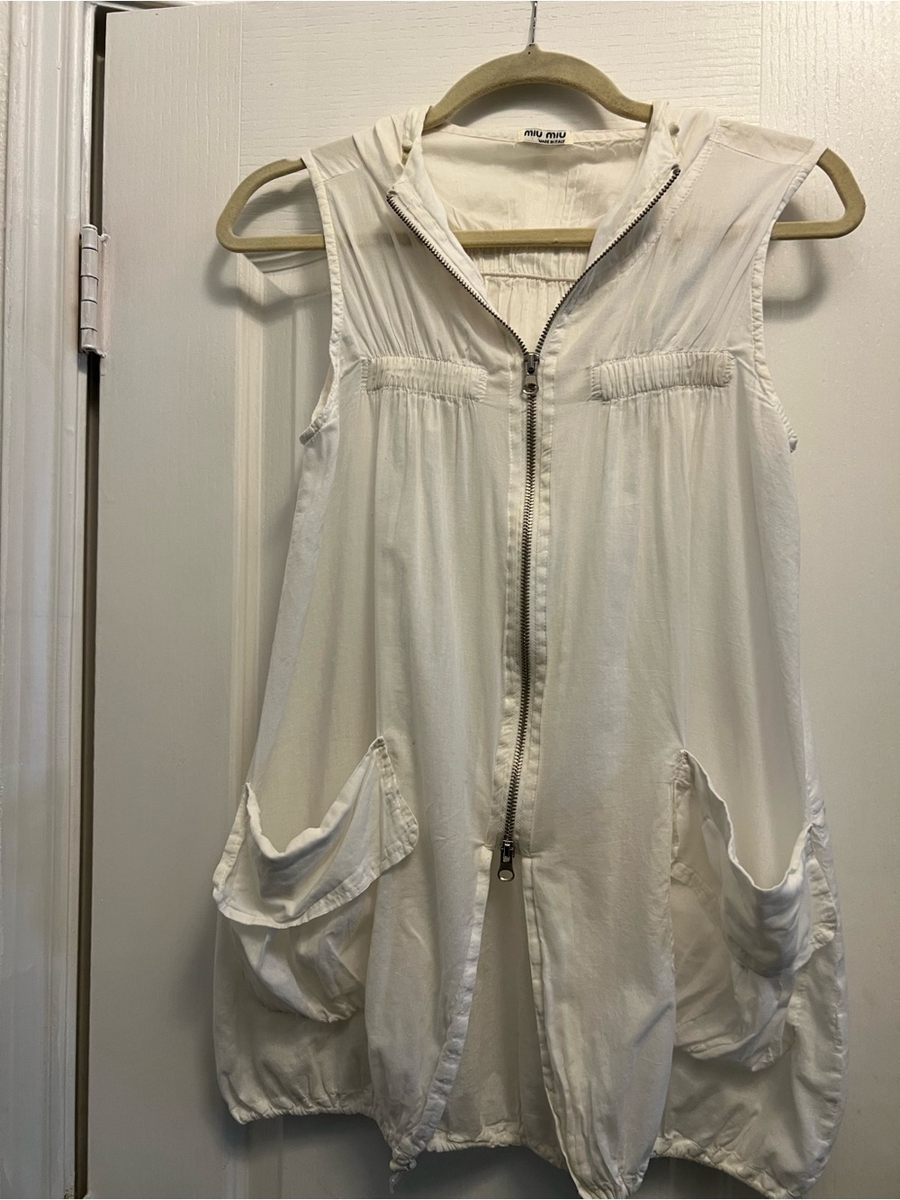 Miu Miu White Sleeveless Hooded Zip-Front Vest